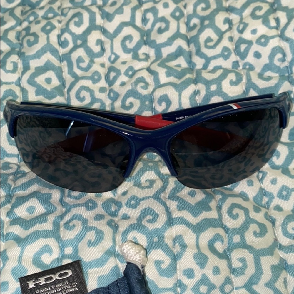 oakley sunglasses